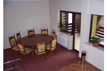 Romania Penzión Putna, Eksteriør