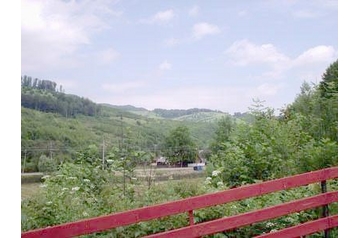 Rumunsko Chata Văleni, Exteriér