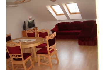 Ungārija Byt Hajdúszoboszló, Eksterjers