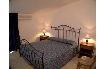 Italia Penzión Locri, Exterior