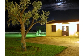 Italia Hotel Otranto, Exteriorul