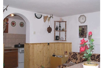 Eslovaquia Byt Mojtín, Exterior