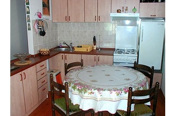 Chorvatsko Privát Slatine, Exteriér