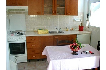 Chorvatsko Privát Slatine, Exteriér