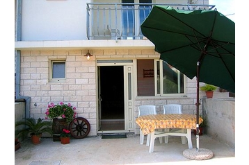 Chorvátsko Privát Slatine, Exteriér