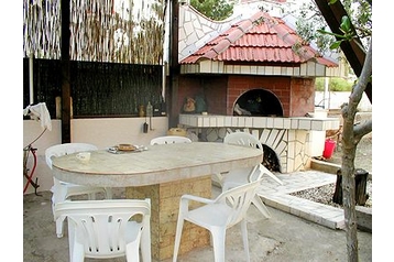 Horvaatia Privát Slatine, Eksterjöör