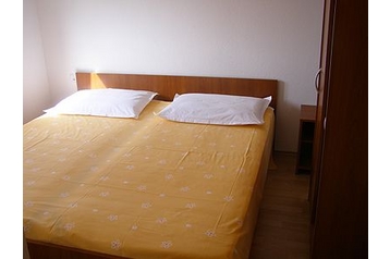 Horvaatia Privát Slatine, Eksterjöör