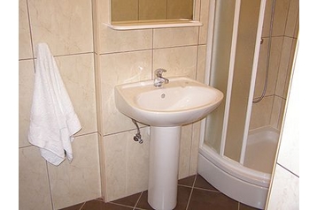 Horvaatia Privát Slatine, Eksterjöör