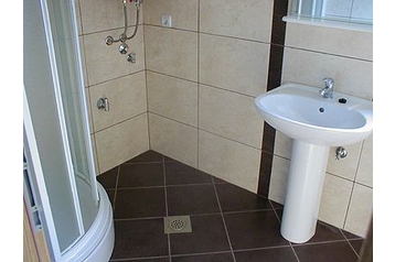 Horvaatia Privát Slatine, Eksterjöör