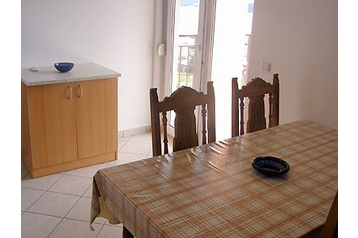 Horvaatia Privát Slatine, Eksterjöör