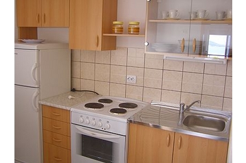 Horvaatia Privát Slatine, Eksterjöör