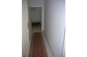 Ungarn Byt Hajdúszoboszló, Exterieur