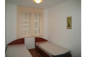 Bulgaria Byt Varna, Esterno