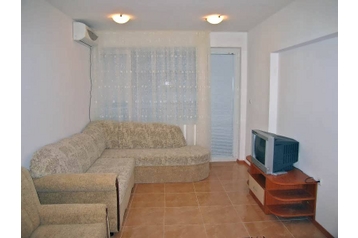 Bulgaria Byt Varna, Esterno