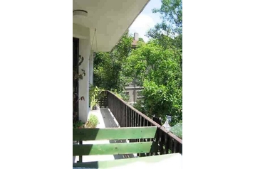 Bulgarie Byt Varna, Extérieur