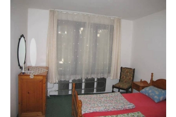 Bulgārija Byt Varna, Eksterjers