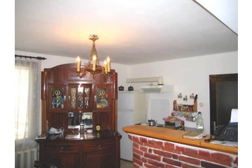 Bulgarie Byt Varna, Extérieur