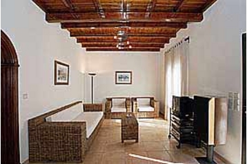 Grecja Chata Messonghi, Zewnątrz