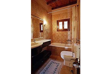 Grecja Chata Messonghi, Zewnątrz