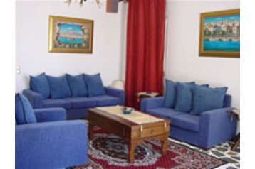 Гърция Chata Paramonas, Екстериор