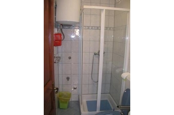 Croazia Byt Pula, Esterno