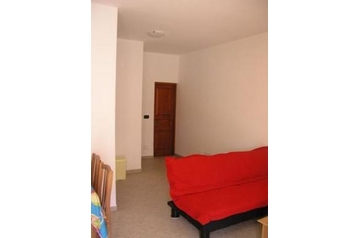 Хорватия Byt Pula, Экстерьер