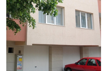 Bulgaria Byt Varna, Esterno