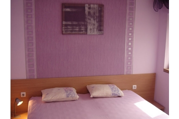 Bulgaria Byt Varna, Esterno