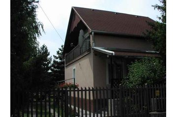 Madjarska Chata Mezőkövesd, Eksterijer