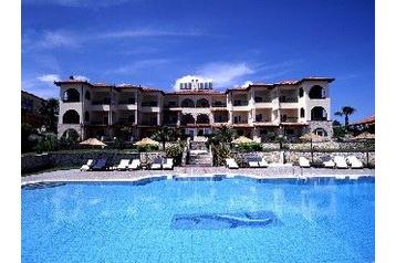 Hellas Hotel Áfitos, Eksteriør