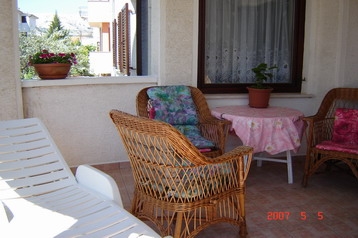 Chorvatsko Privát Baška, Exteriér