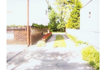 Szlovákia Byt Bögellő / Boheľov, Exteriőr