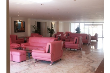Bulgarie Hotel Kazanlak, Extérieur