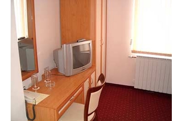 Болгария Hotel Asenovgrad, Экстерьер