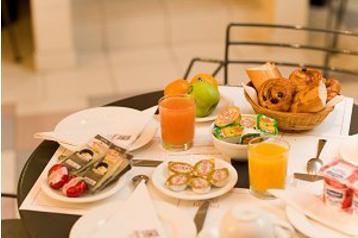 France Hotel Paris, Extérieur