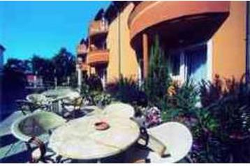 Hungrie Hotel Harkány, Extérieur