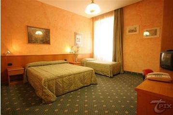 Hotel Rím / Roma 1