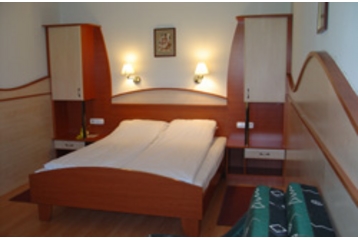 Vengrija Hotel Pécs, Eksterjeras