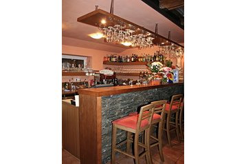 Čehija Hotel Bratrouchov, Eksterjers