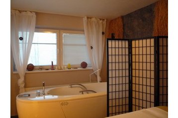 Čehija Hotel Bratrouchov, Eksterjers