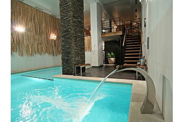 Чехія Hotel Bratrouchov, Екстер'єр