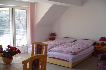 Magyarország Privát Hévíz, Exteriőr