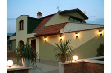 Bulgarie Hotel Asenovgrad, Extérieur