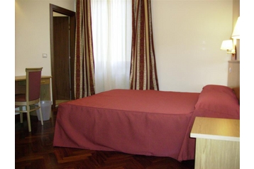 Italia Hotel Florenţa / Firenze, Exteriorul