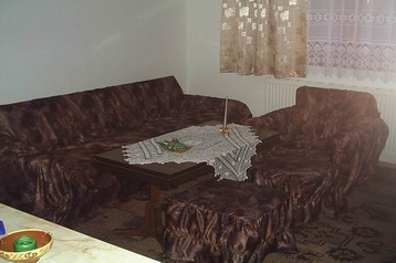 Bulharsko Chata Trjavna, Exteriér