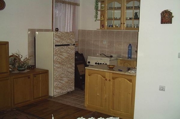 Bugarska Chata Trjavna, Eksterijer