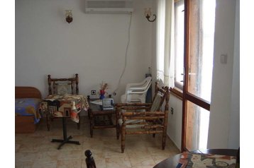Bulgaaria Privát Sozopol, Eksterjöör