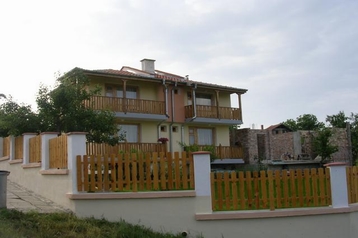 Коттедж Lozenec 2