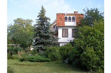 Bugarska Chata Varna, Eksterijer