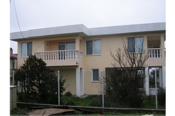 Bulgarija Chata Sinemorec, Eksterjeras
